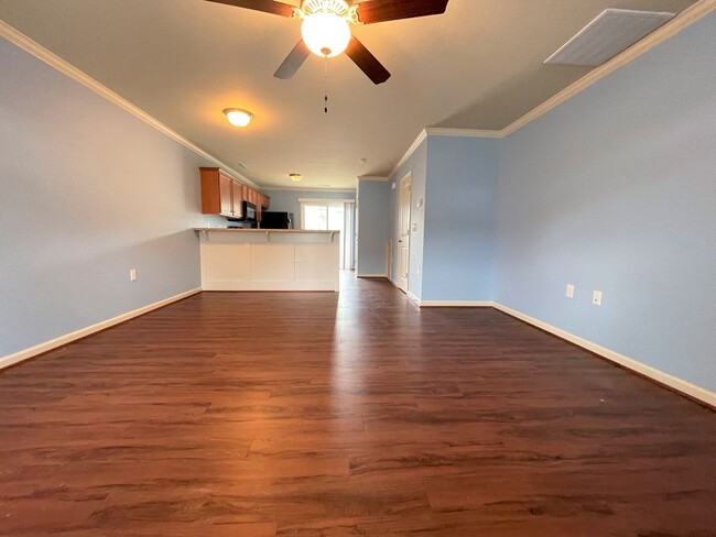 Photo - 404 Sullivan Loop Rd