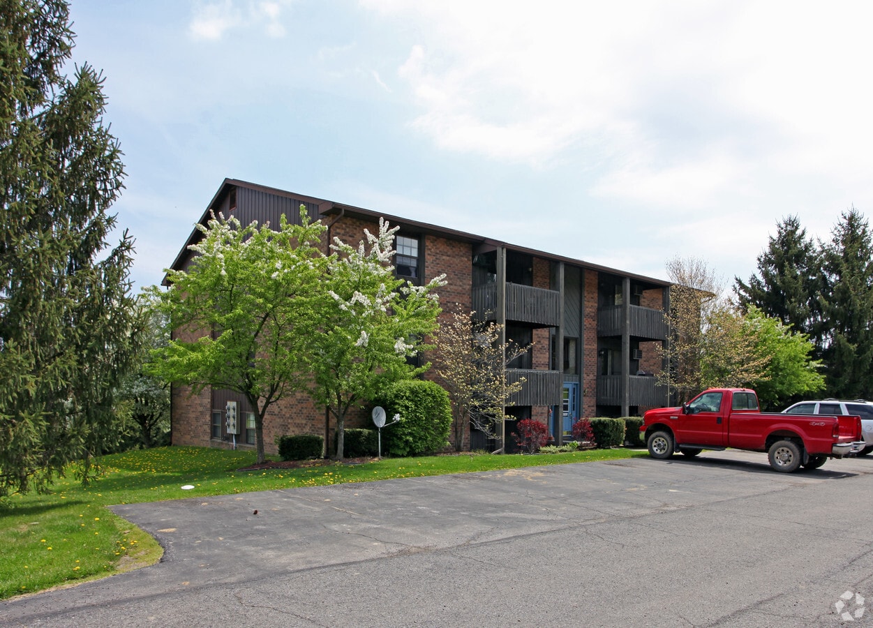 Laurel Ridge Apartments - Laurel Ridge Apartments