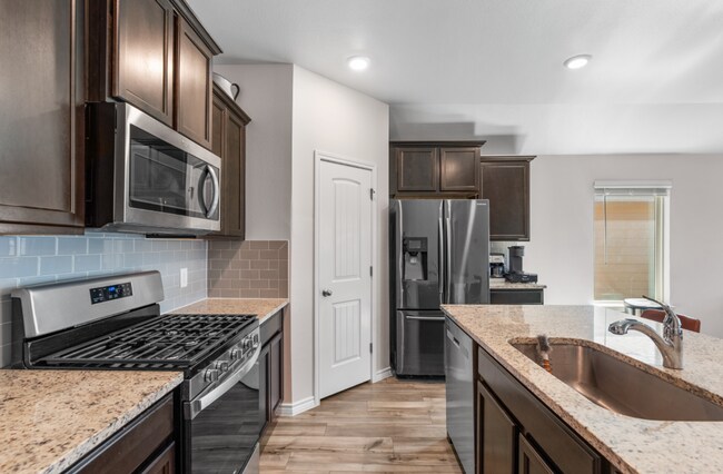 Photo - Rental Listing – London ISD