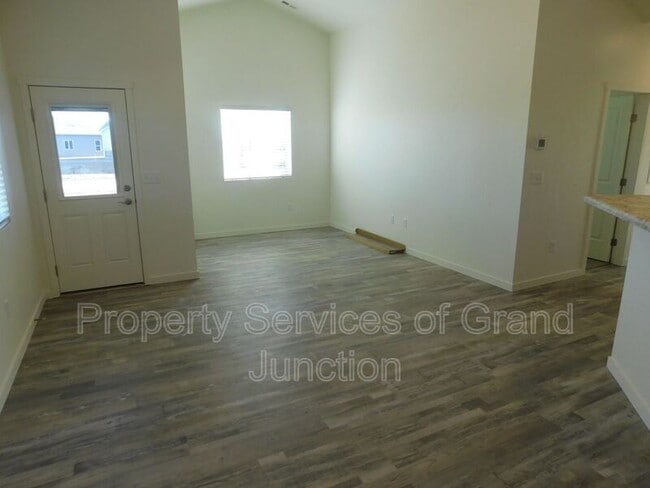 Photo - 2354 Zion Cyn Ave