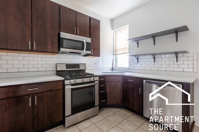 Photo - 4736 W Armitage Ave Unit 1