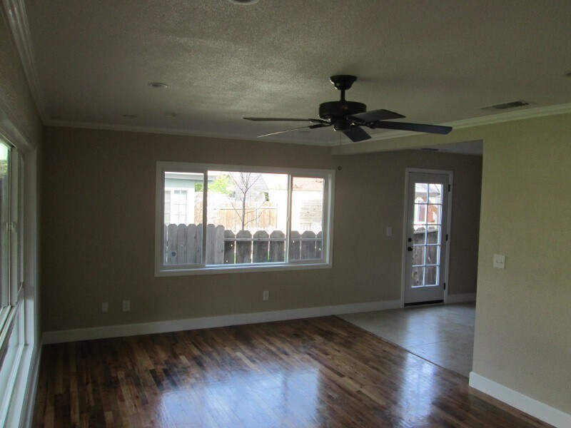 Photo - 1718 Magnolia Ave Unidad FRONT