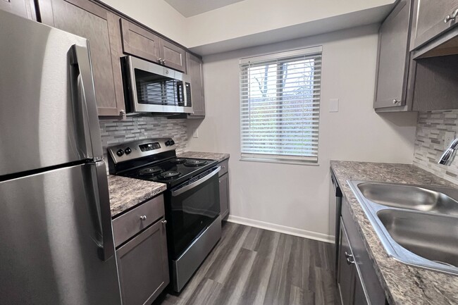 Hunter's Creek Apartments