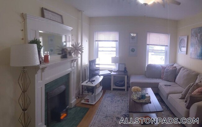 Photo - 1307 Commonwealth Ave Unit 4