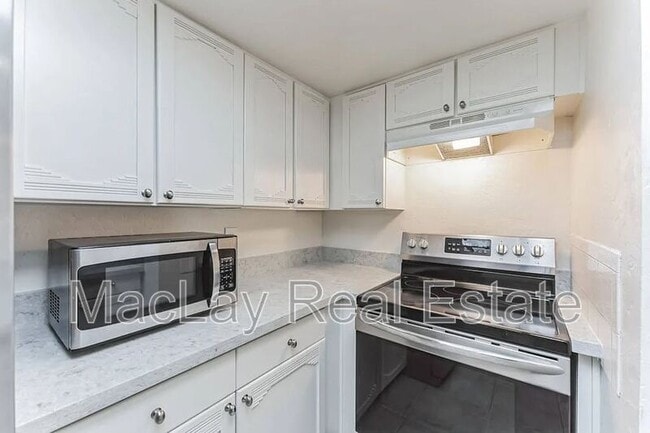 Photo - 2935 N 68th St