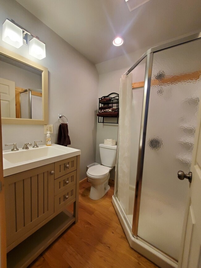 Photo - 670 Yellowstone Rd Unit ADU #101