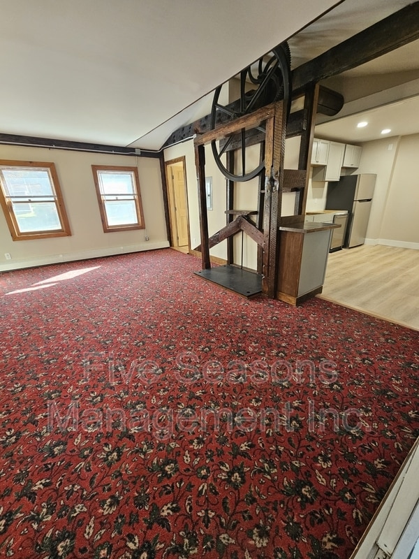 Photo - 328 Browns Trce