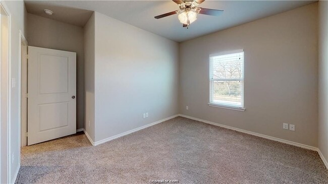 Photo - 2838 Papa Bear Dr