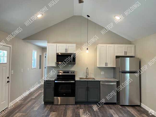 Building Photo - 7 Frazier Oaks Rd Rental