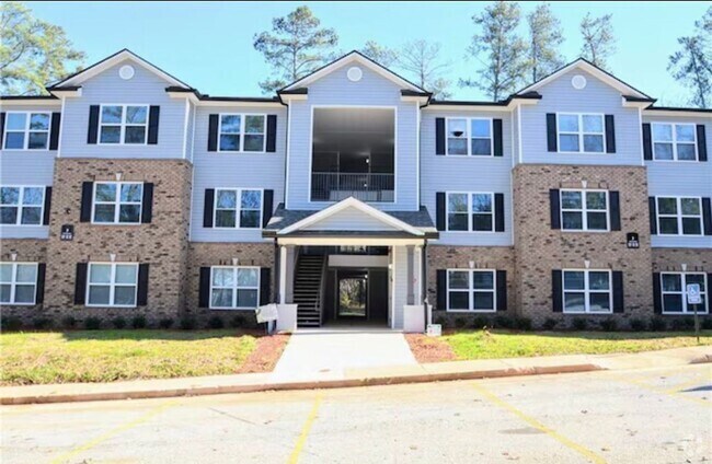 Building Photo - Brand-New 3-Bedroom Condo in Lithonia – Wa...