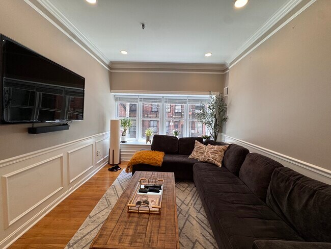 Photo - 416 Marlborough St Unit 102