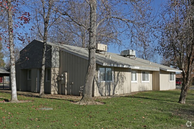 Photo - Pleasant Valley Pines Apartments