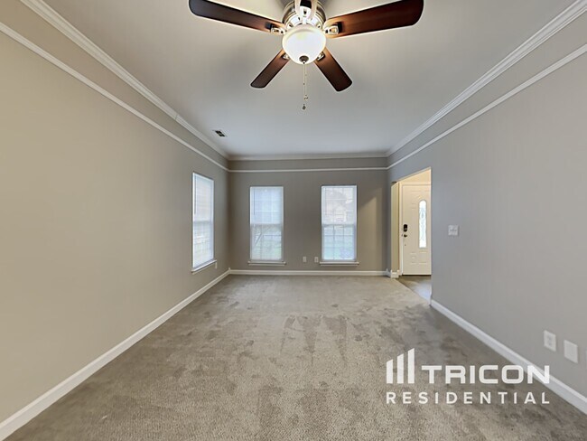 Photo - 2481 Acadia Ct