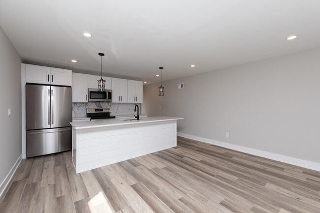 Photo - 2613 Cecil B. Moore Ave Unidad 1