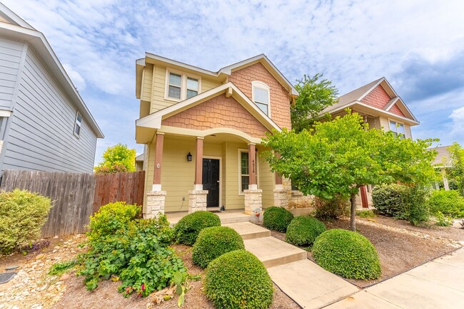 Building Photo - Stunning 3 bedroom/3 bathroom House in Austin!!!