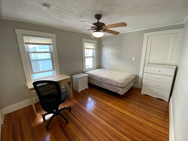 Building Photo - 51 Pearl St Unit 3