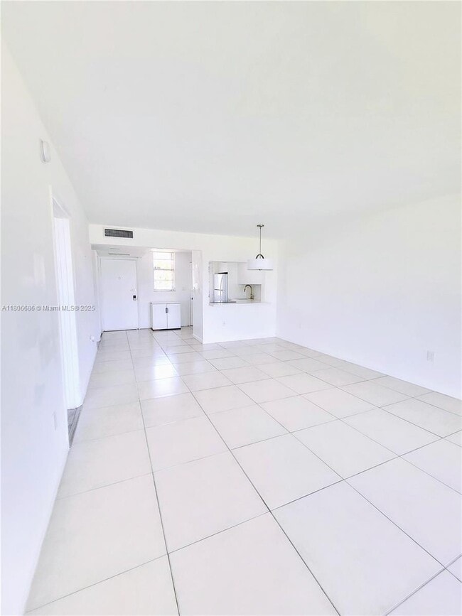 Photo - 3010 Marcos Dr Condo Unit R110