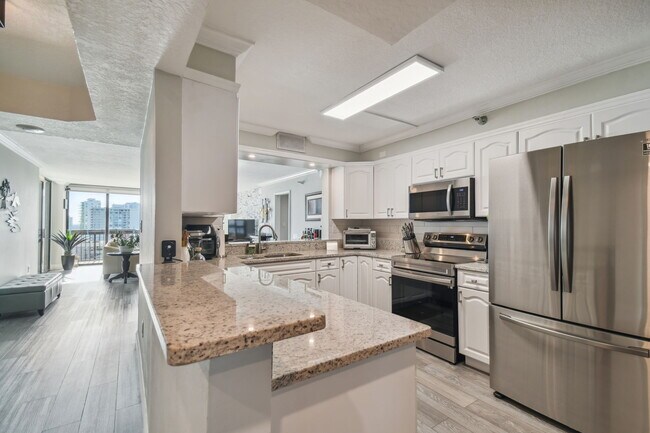 Photo - 2413 Bayshore Blvd Unit 1404