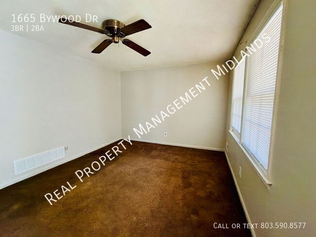 Photo - 1665 Bywood Dr