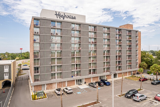 Building Photo - Highrise NOLA Rental