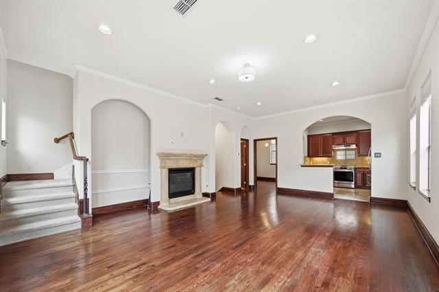 Photo - 1020 Pavillion St