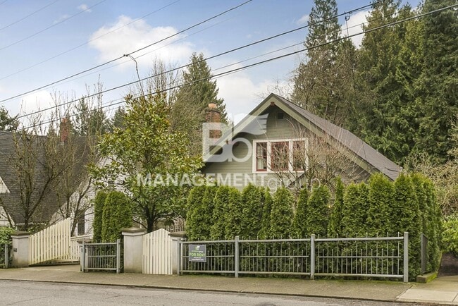 Photo - Stunning Historic Bungalow Just Minutes From City Center!
