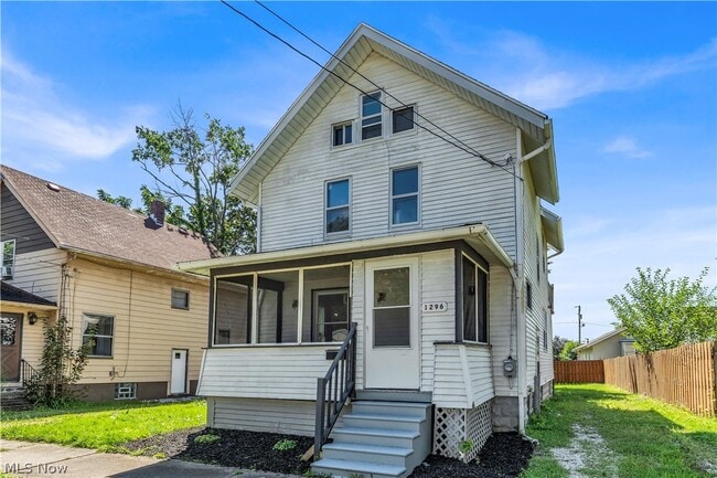 1296 W Wilbeth Rd