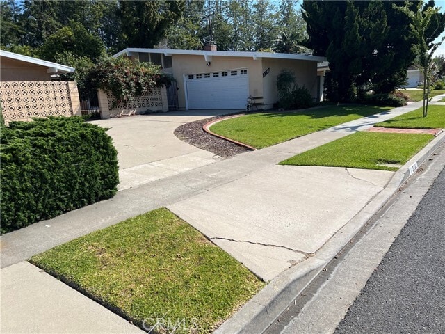 Building Photo - 3292 Yellowtail Dr