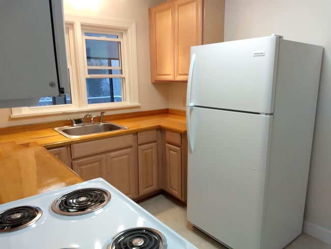 Photo - 8806 Gayton Rd