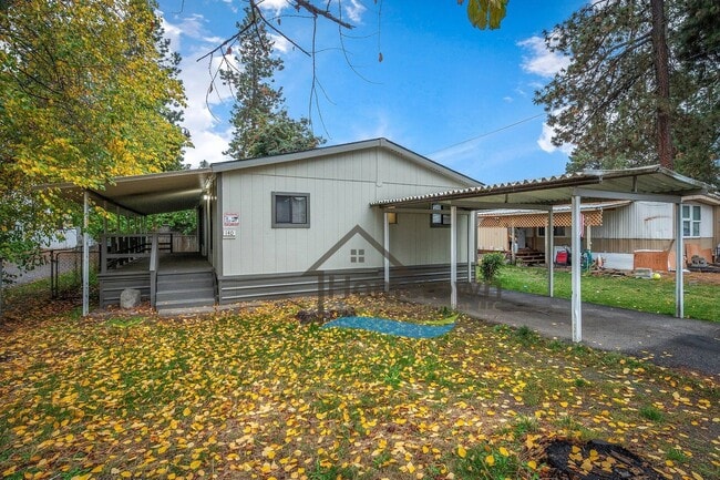 Photo - 3 Bedroom 2 Bathroom Home with Carport Available in Coeur d'Alene!