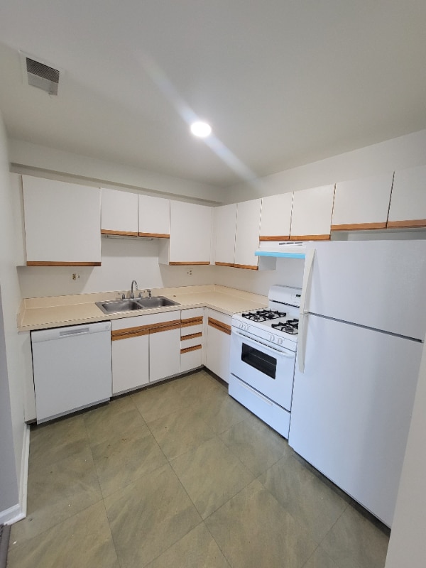 Photo - 4901 Belmont Rd Unit 302