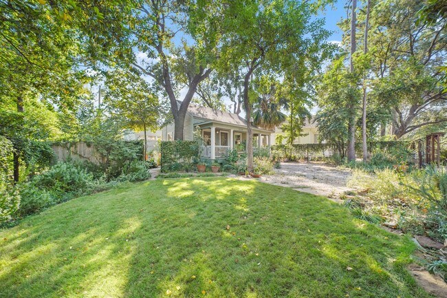 Photo - 414 Archer St