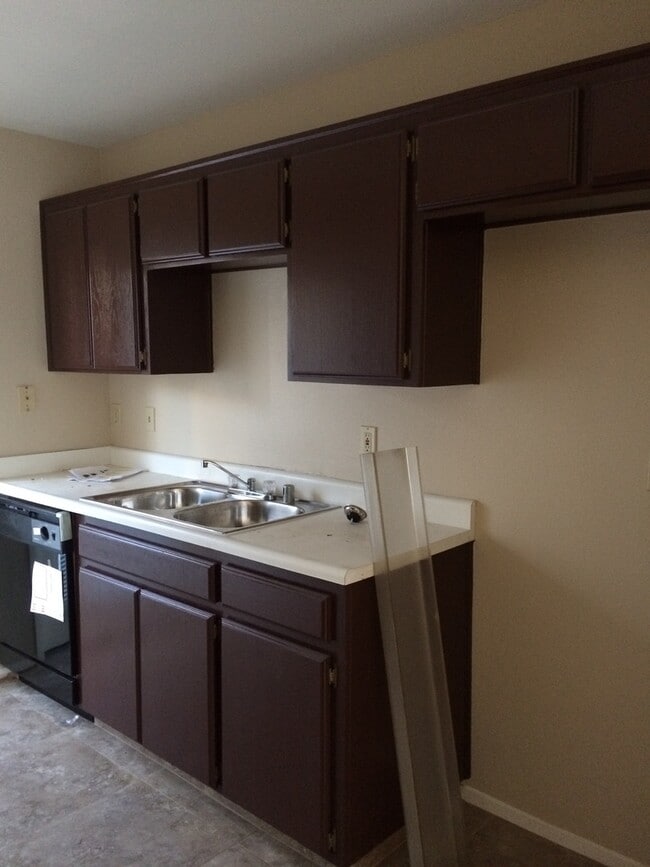 Photo - 3100 Brookfield Loop Unit 3100-B
