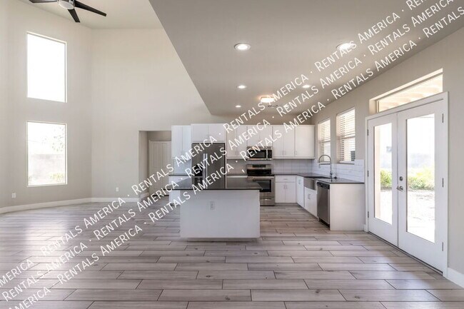 Photo - 922 S Fremont Ave