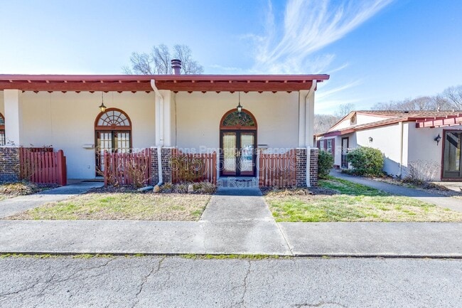 Building Photo - 214 Old Hickory Blvd Unit Apt 128