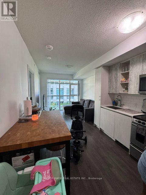 Photo - 251 Manitoba St Unit 312