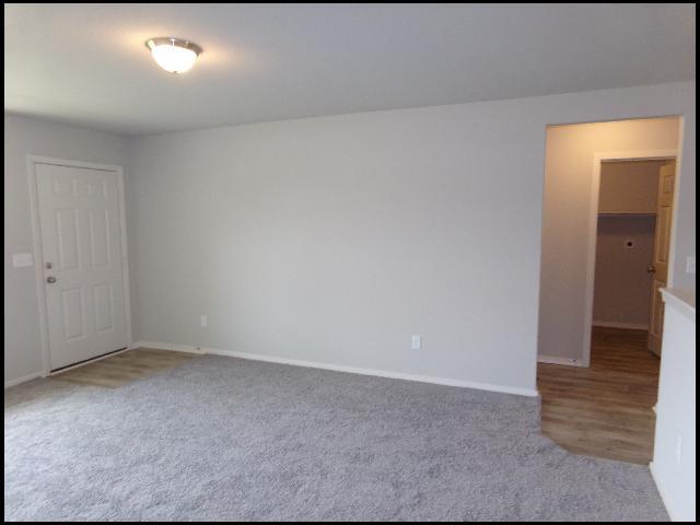 Photo - 10 Wisteria Dr