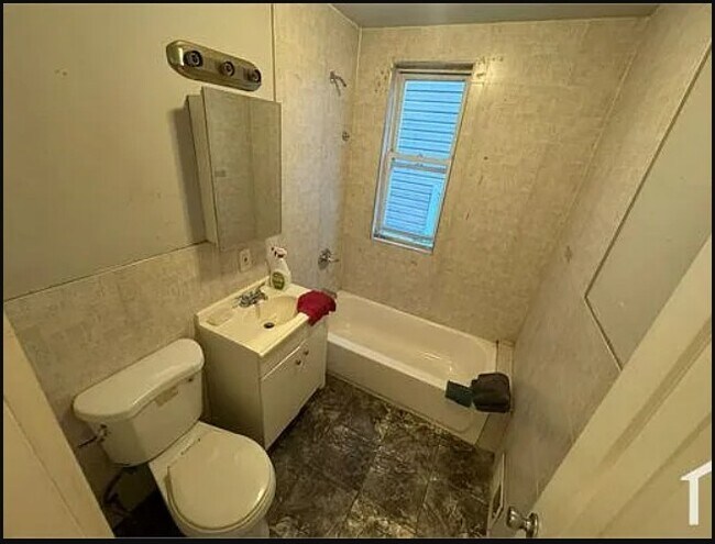 Photo - 118 Cedar Ave Unit 1