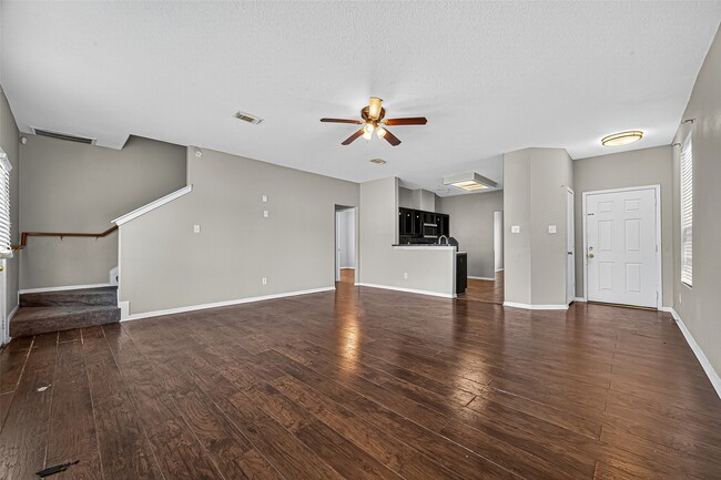 Building Photo - 15430 Elm Leaf Pl