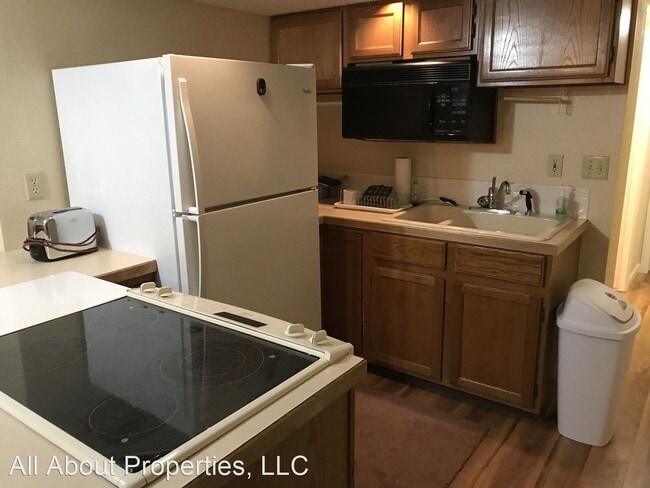 Photo - 2 br, 1 bath House - 2320 43rd Avenue Cour...