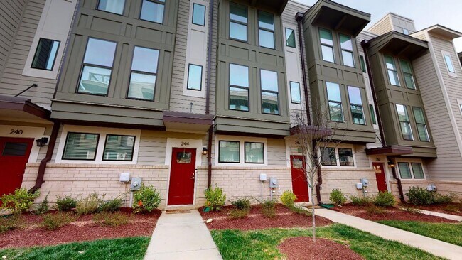 Building Photo - 244 Uptown W Dr