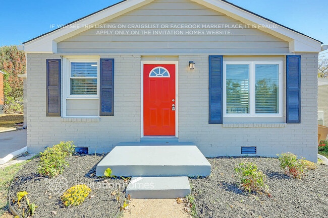 Photo - 3216 Holland Ln