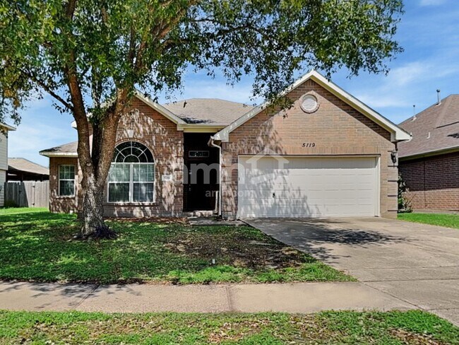 Photo - 5119 Westwood Pines Dr Casa