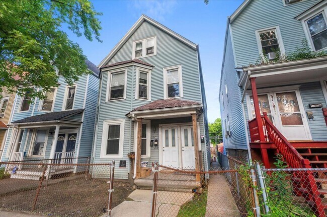 Building Photo - 3121 N Kimball Ave Rental