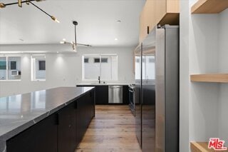 Photo - 839 N McCadden Pl