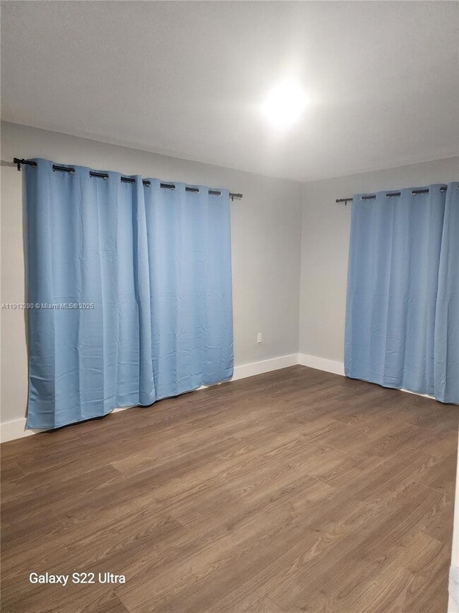 Photo - 1371 NE 144th St Unidad 1