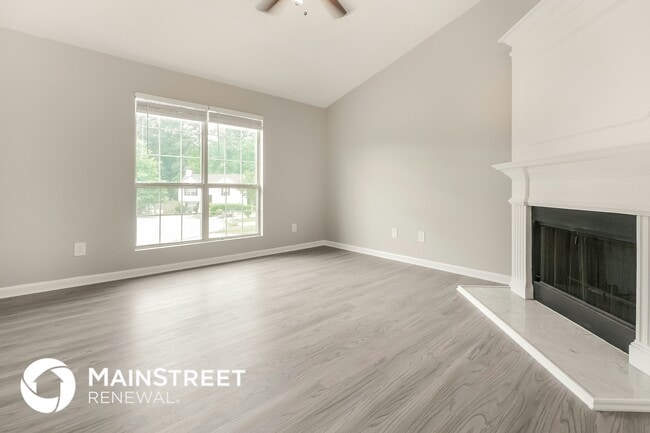 Photo - 1576 Norman Crossing