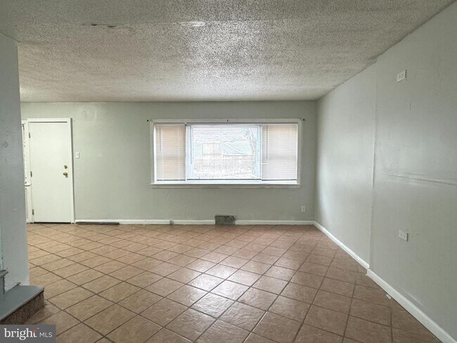 Photo - 2615 Kane St Townhome