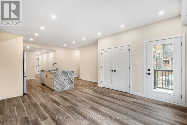 Photo - 193 Hopewell Ave Unité B