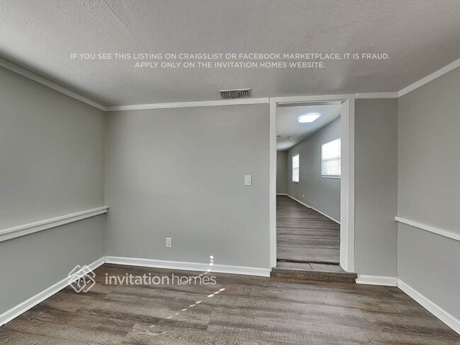 Photo - 2334 Auburn St S